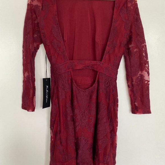 For Love & Lemons Crimson Red Lace A Night to Remember Backless NWT - Size US XS - Picture 6 of 9